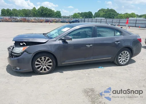 2013 Buick Lacrosse Leather Group z USA, uszkodzony, nr VIN 1G4GC5E31DF226293